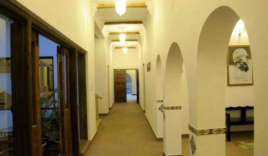 Courtyard House, Kanha 3